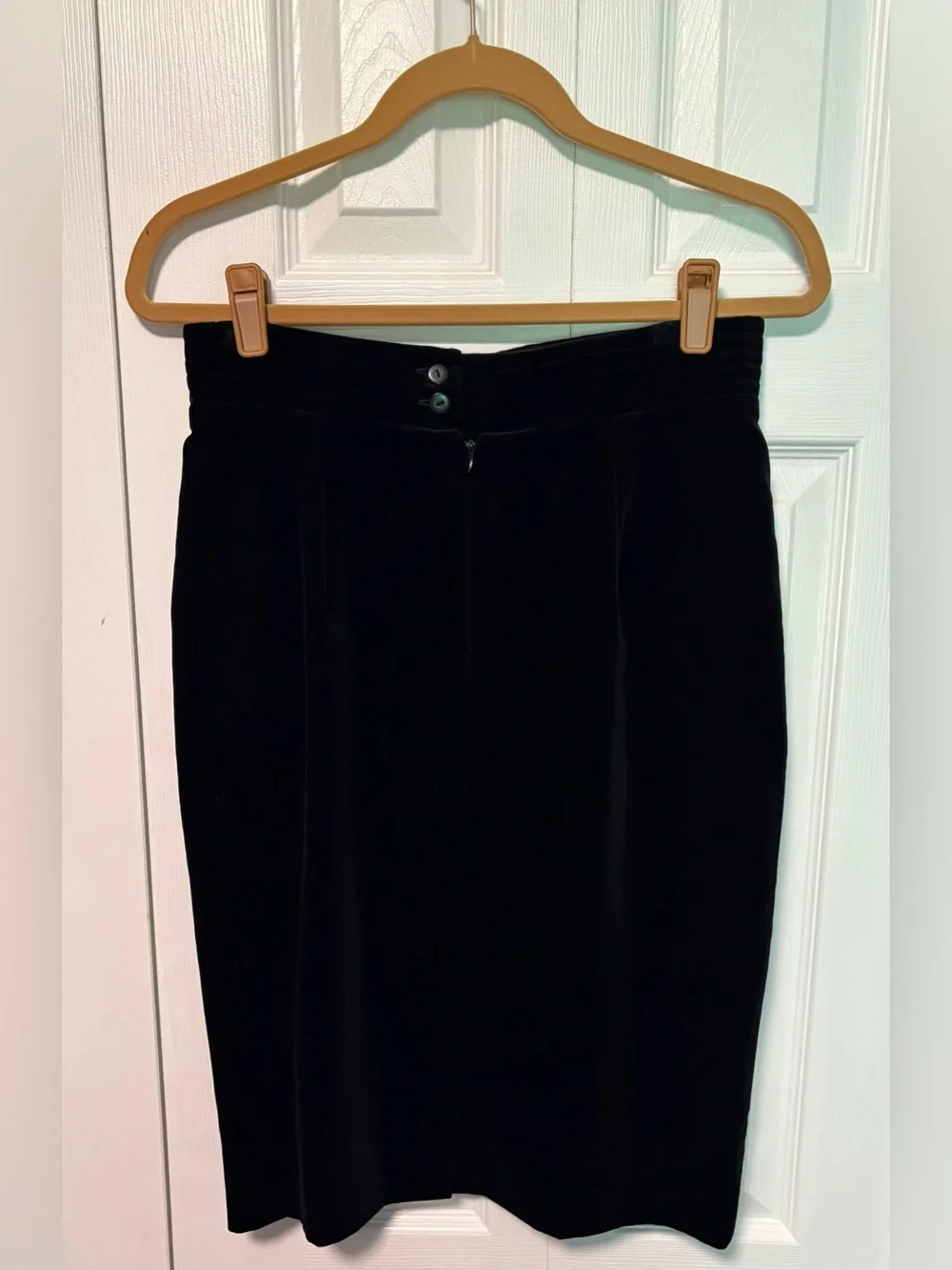Vintage Black Classic Velvet High-Waist Pencil Skirt by Mary West
